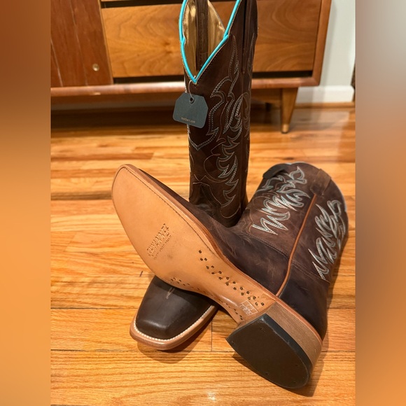 Shyanne Boots Size 9 - Picture 2 of 3